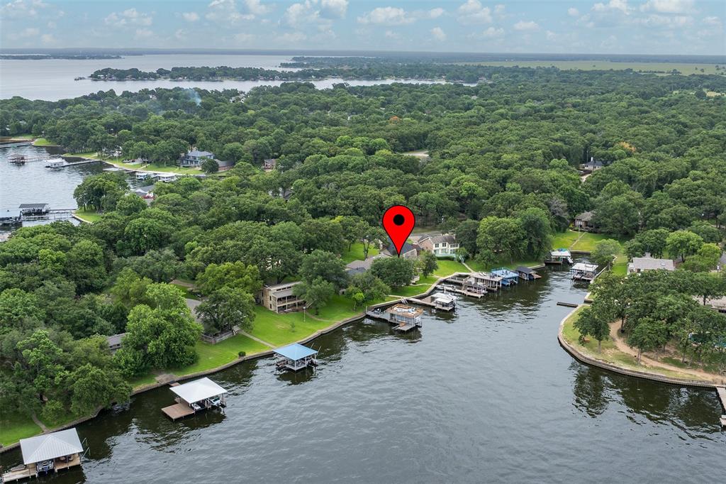 301 Northshore Property Photo 1