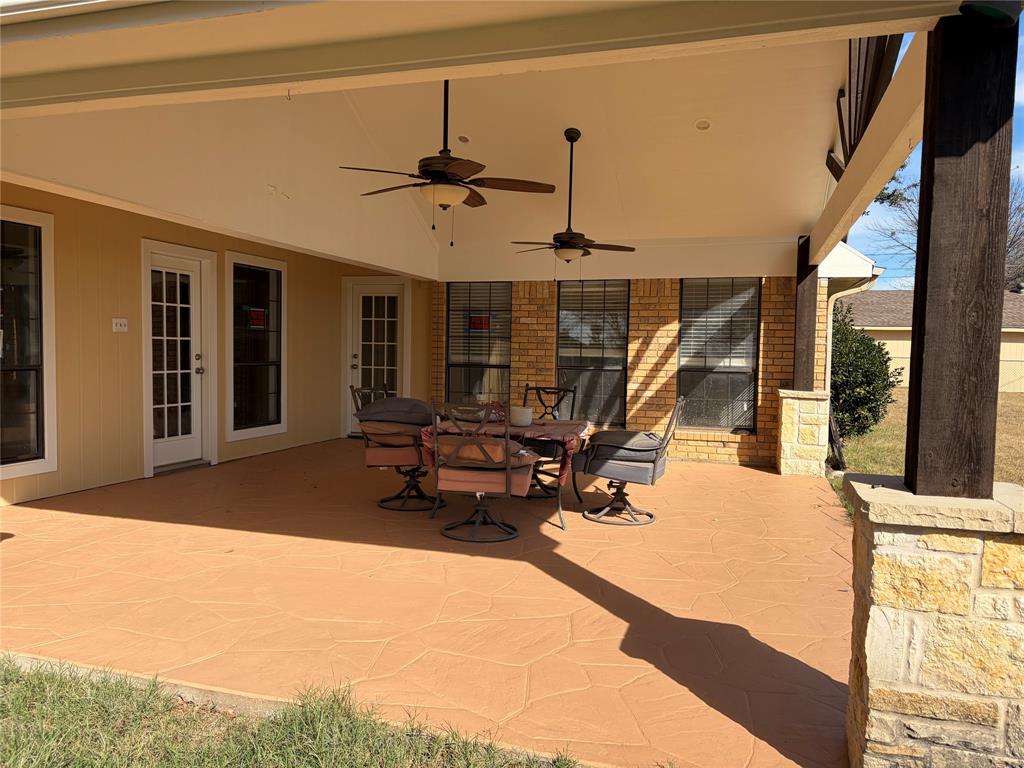 16 Lee Circle Property Photo 10