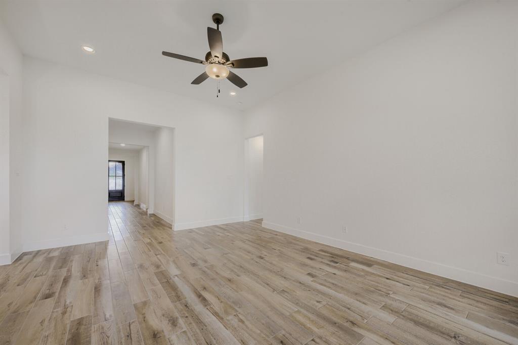 242 Buffalo Boulevard Property Photo 6