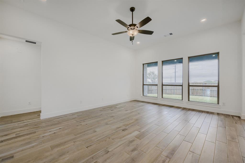 242 Buffalo Boulevard Property Photo 15