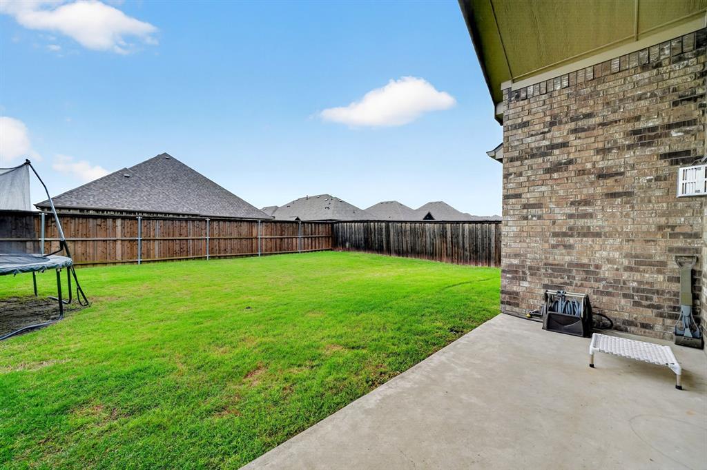 1748 Amalfi Drive Property Photo 29