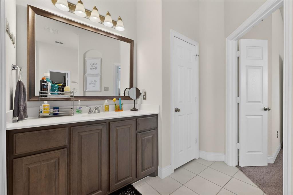 1522 Grassy Meadows Drive Property Photo 26