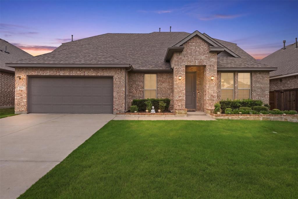 2025 Eagle Boulevard Property Photo 1