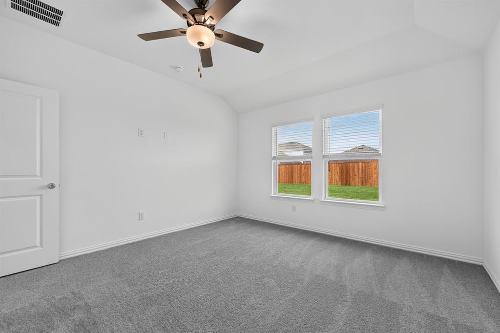 2551 Pine Island Court Property Photo 5