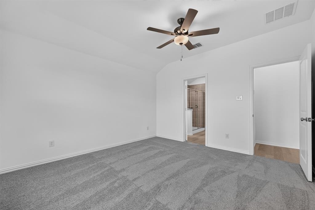 2551 Pine Island Court Property Photo 16