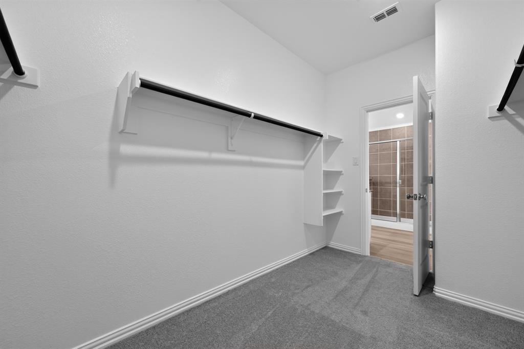 2551 Pine Island Court Property Photo 19