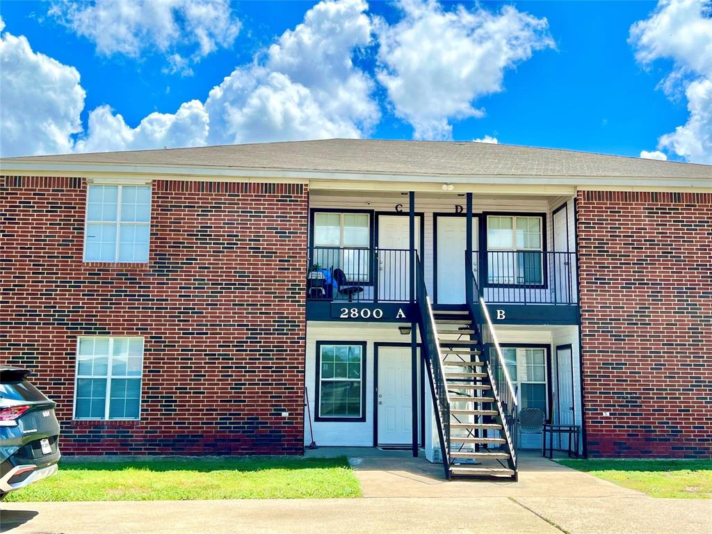 2800 Cantabrian Drive A Property Photo 2