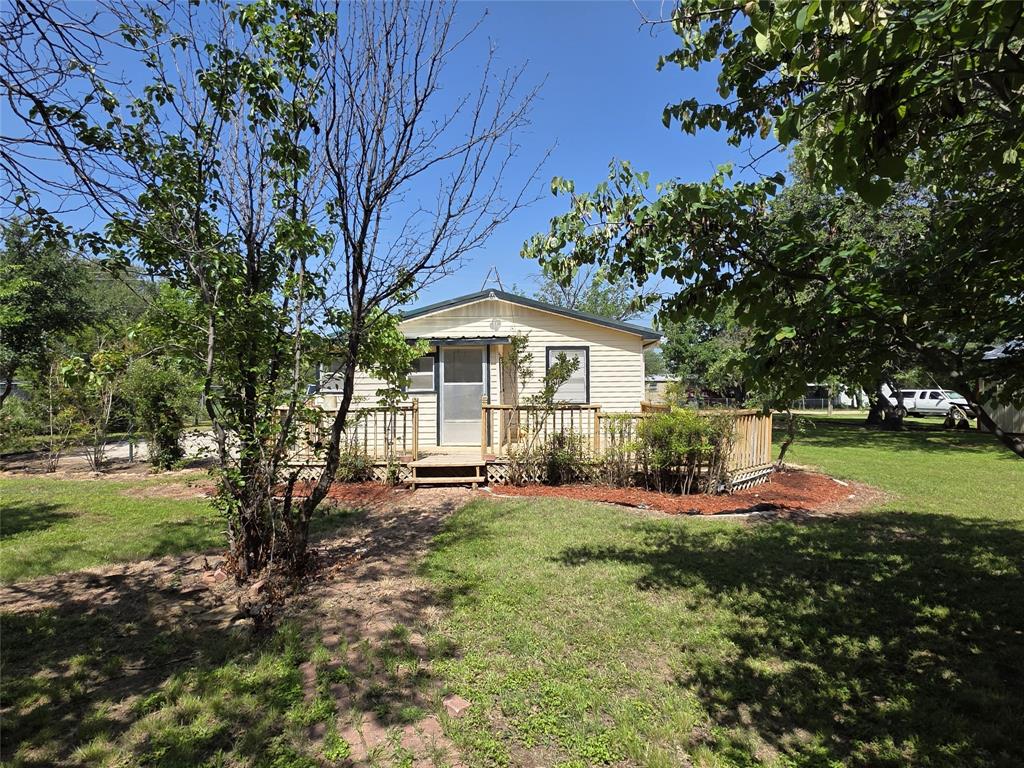 8082 County Road 604 Property Photo 1