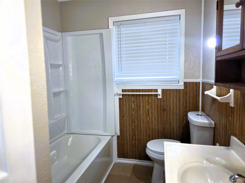 8082 County Road 604 Property Photo 12