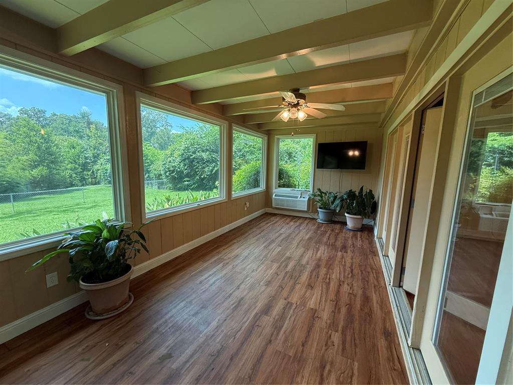 924 Poleman Road Property Photo 11