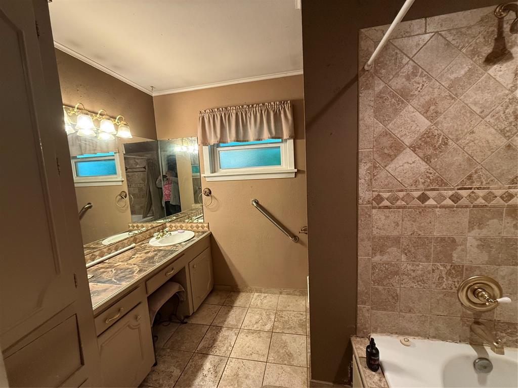 924 Poleman Road Property Photo 22