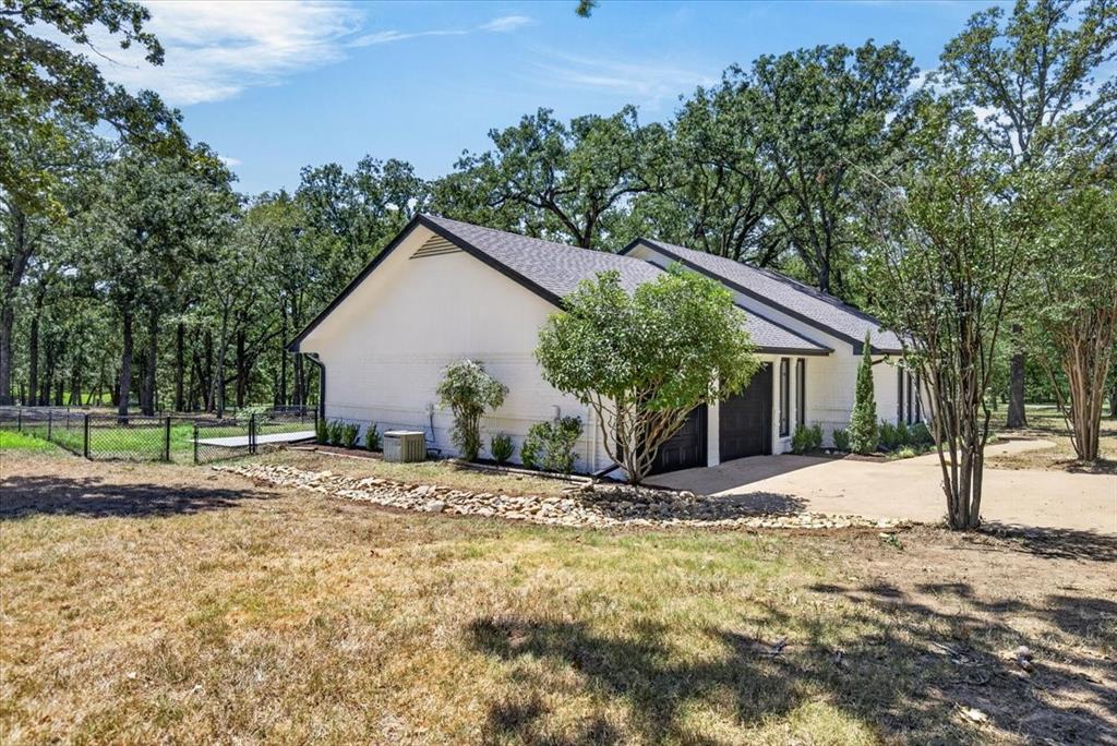 172 Colonial Drive Property Photo 28