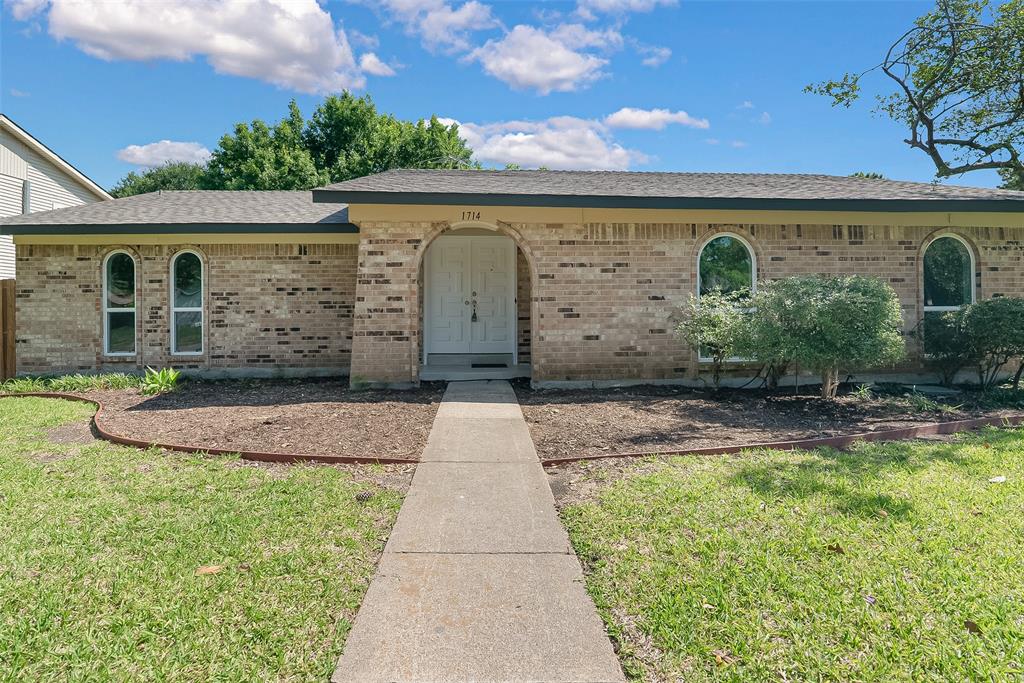 1714 Arvada Drive Property Photo 2