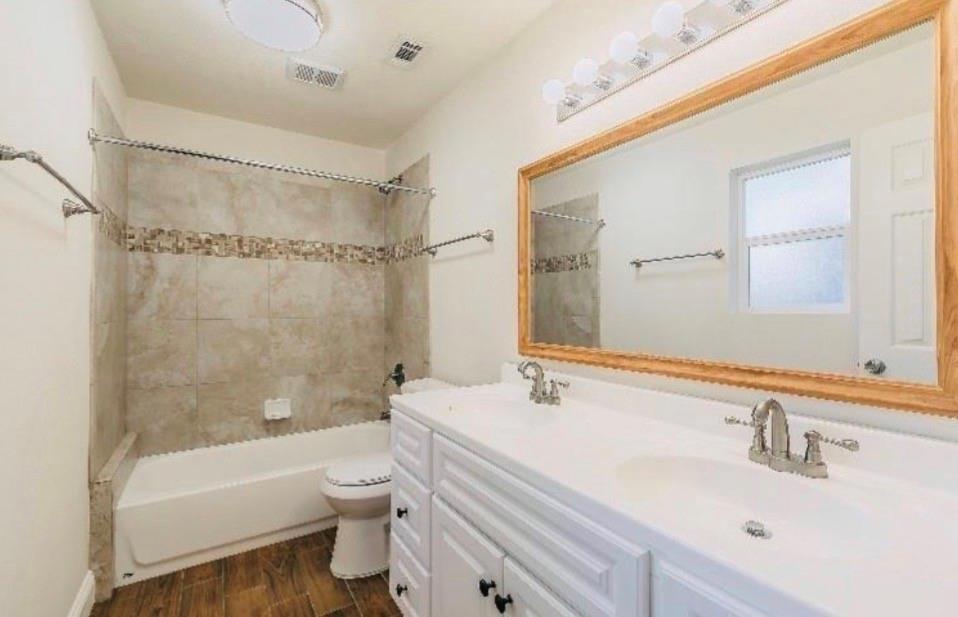 413 Oxford Drive Property Photo 10