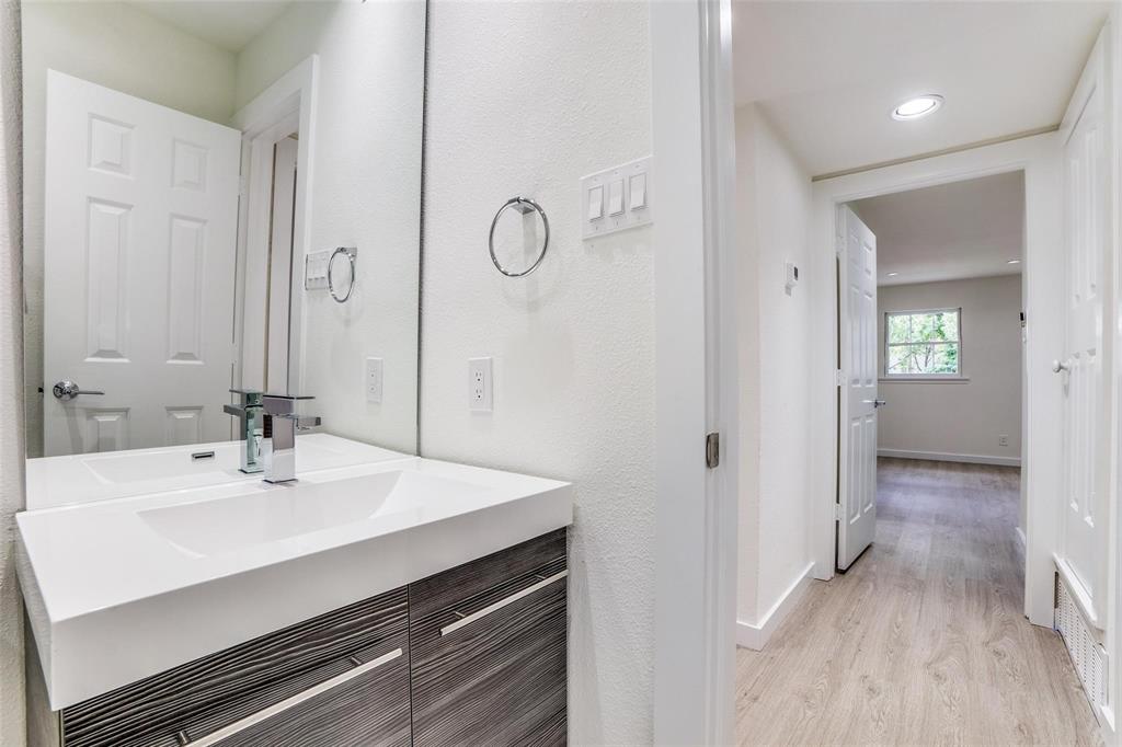 3428 Normandy Avenue Property Photo 13