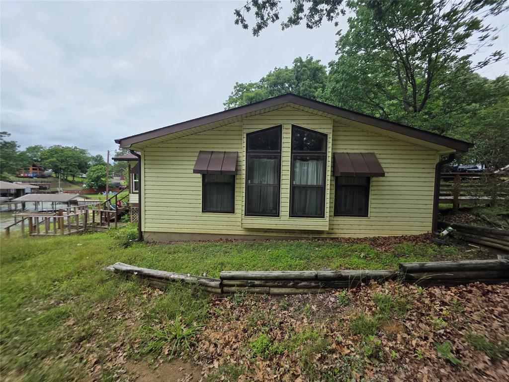 100 Tangle Drive Property Photo 4