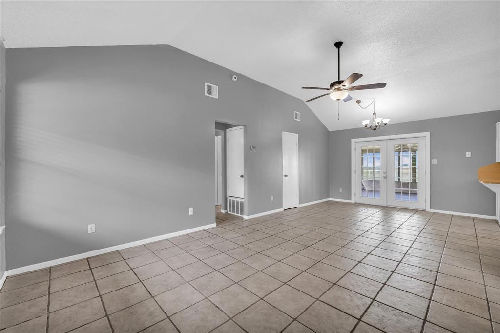 339 S Pleasant Hill Road Property Photo 4