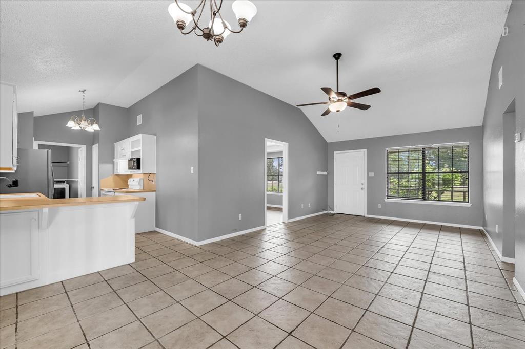 339 S Pleasant Hill Road Property Photo 5