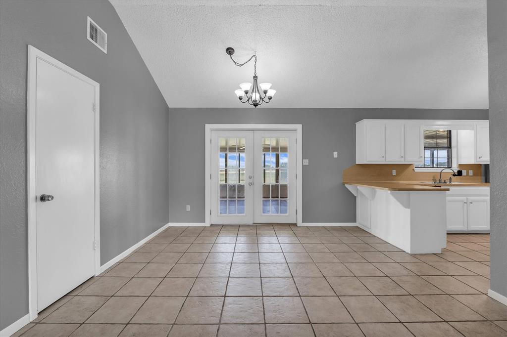 339 S Pleasant Hill Road Property Photo 6