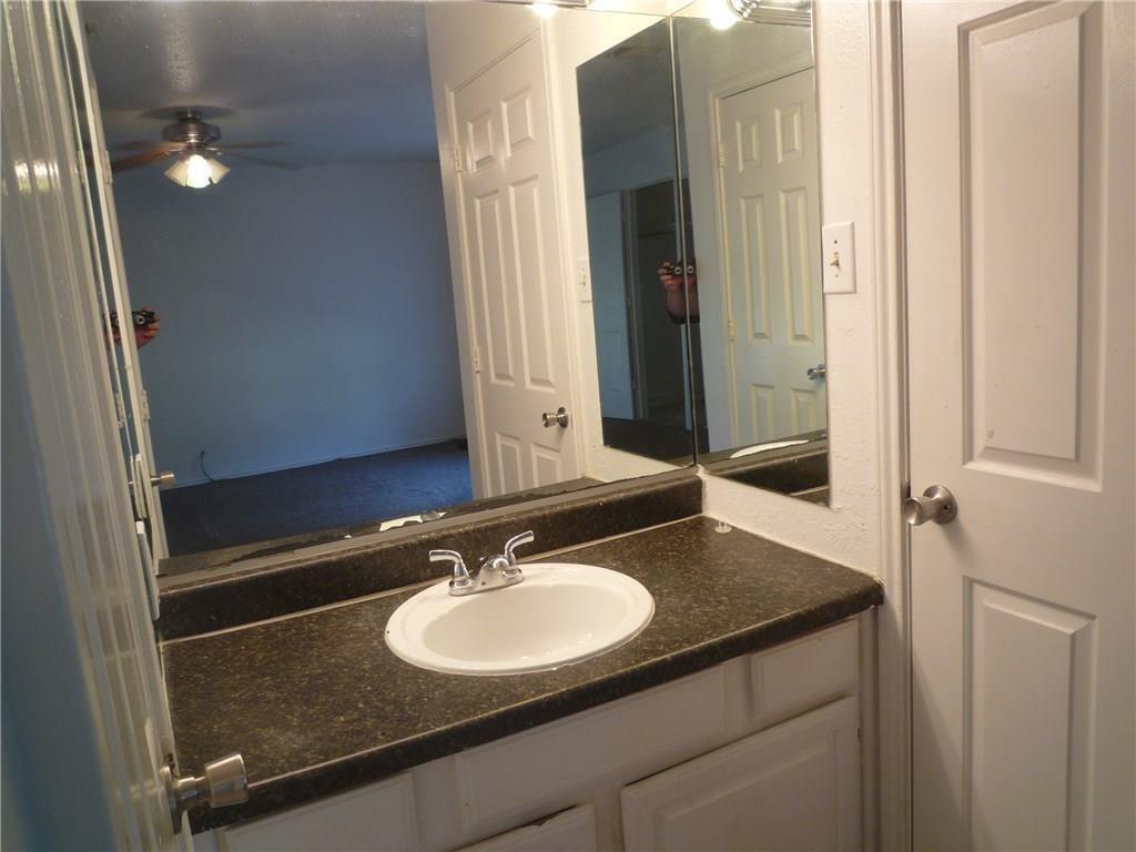 2904 Edd Road 2904-2908 Property Photo 9