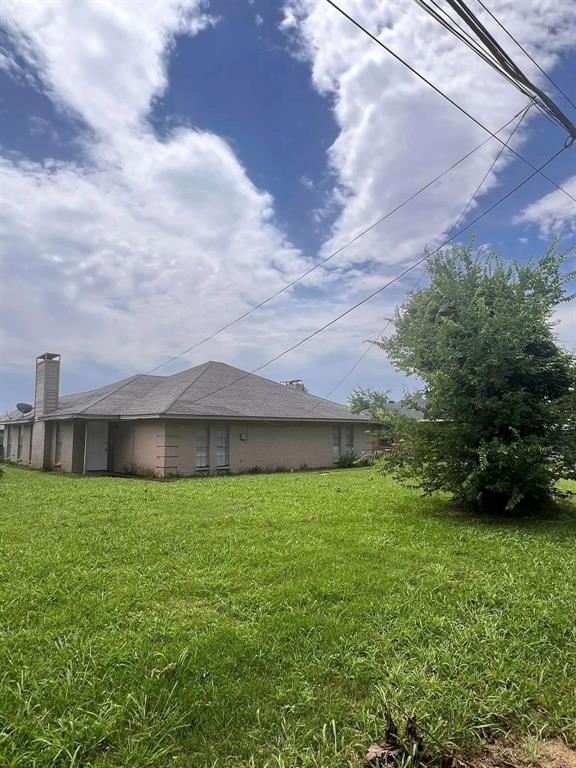 2904 Edd Road 2904-2908 Property Photo 11