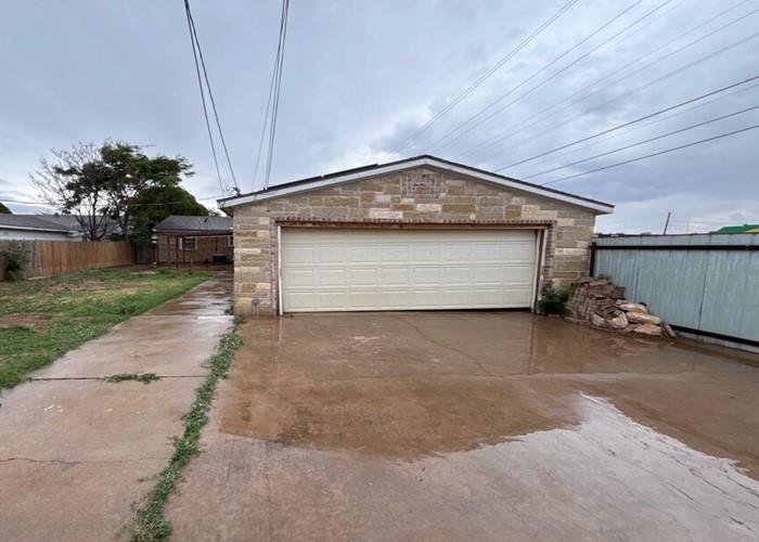 2218 Joliet Street Property Photo 4