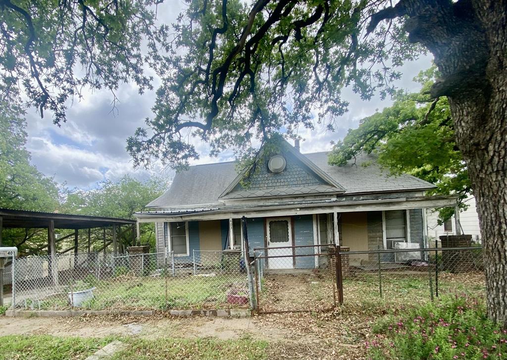 403 W 5th Street
