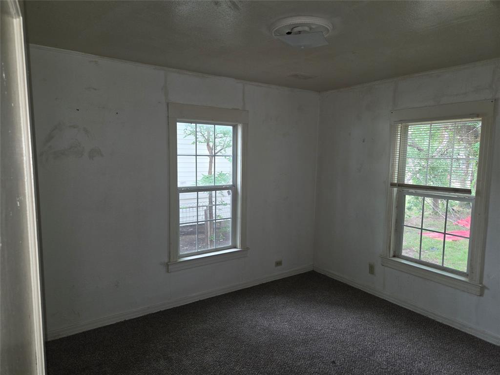 1805 Mill Street Property Photo 5
