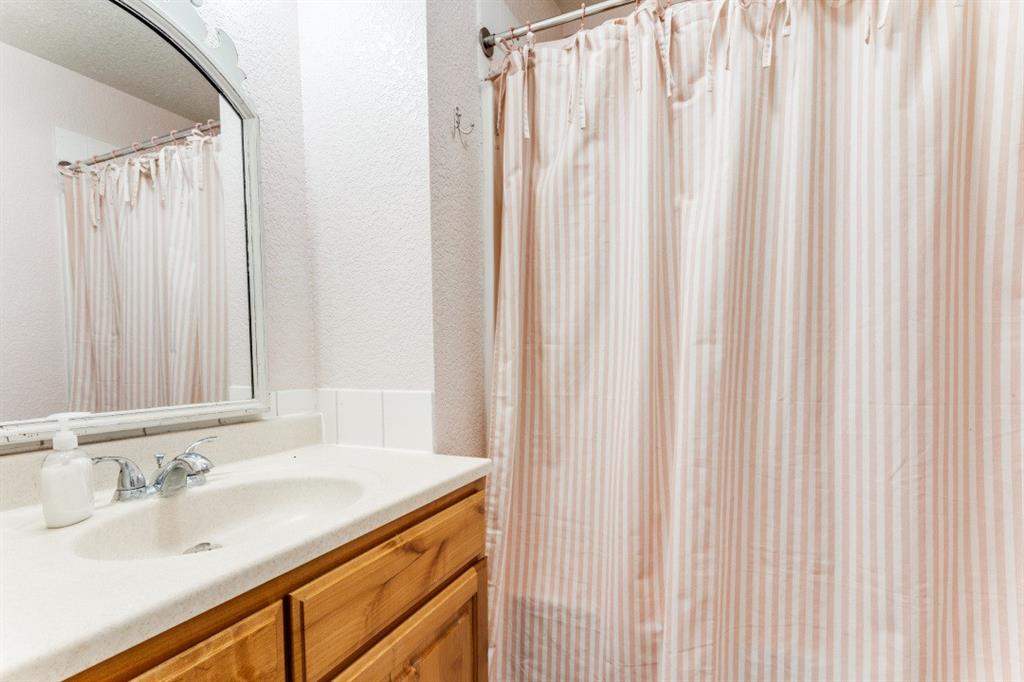 12490 Deeds Court Property Photo 14