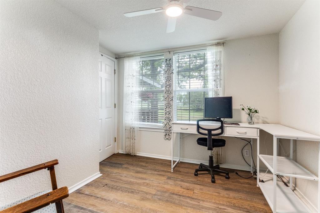 12490 Deeds Court Property Photo 17