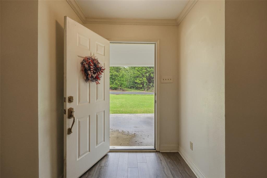 561 Wells Road Property Photo 7