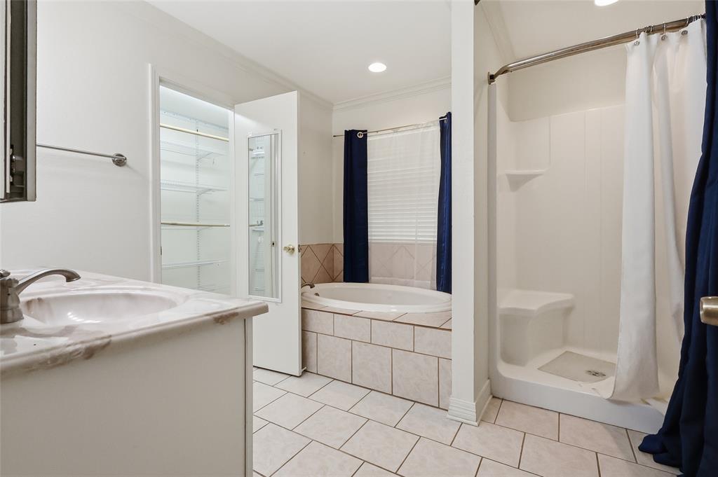 561 Wells Road Property Photo 22