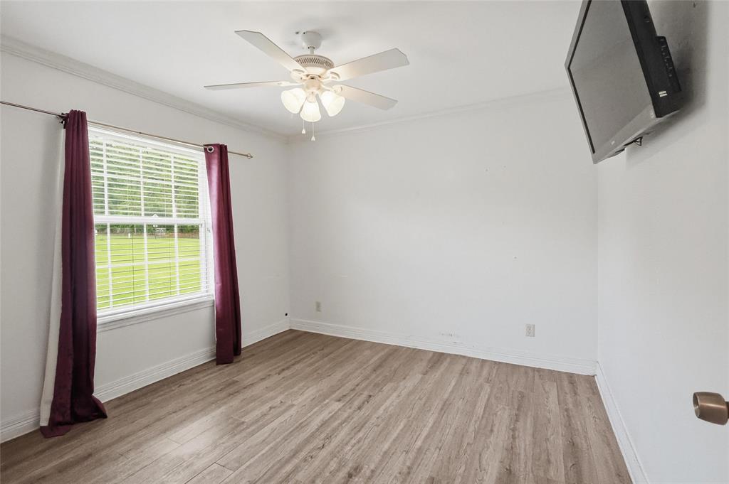 561 Wells Road Property Photo 26