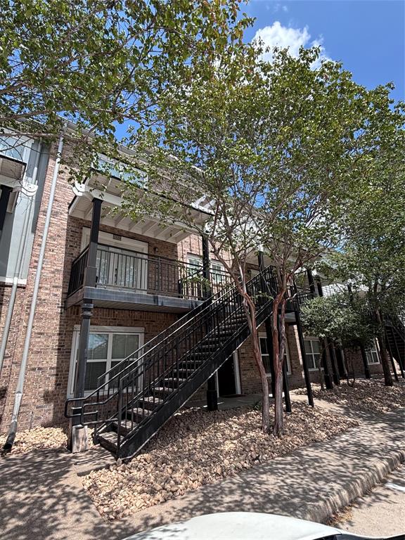 1725 Harvey Mitchell Parkway 1529 Property Photo 40