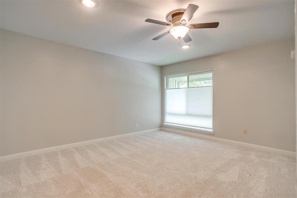 390 Driftwood Court 3b Property Photo 8