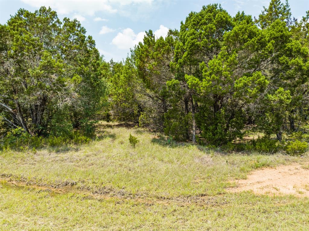 44015 Thistle Court Property Photo 4