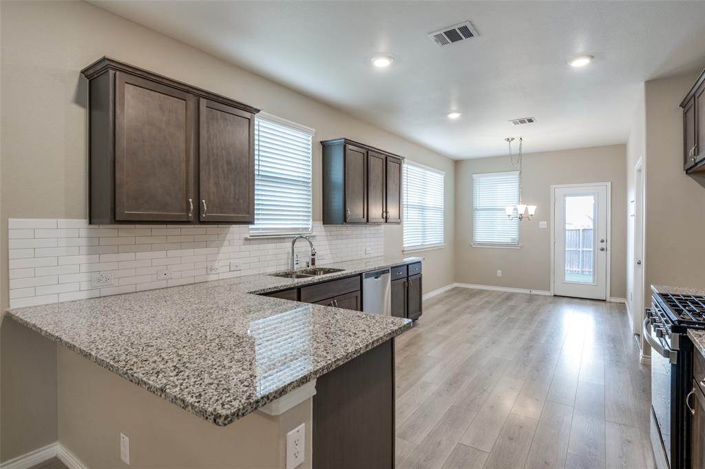 1529 Bennington Lane Property Photo 12
