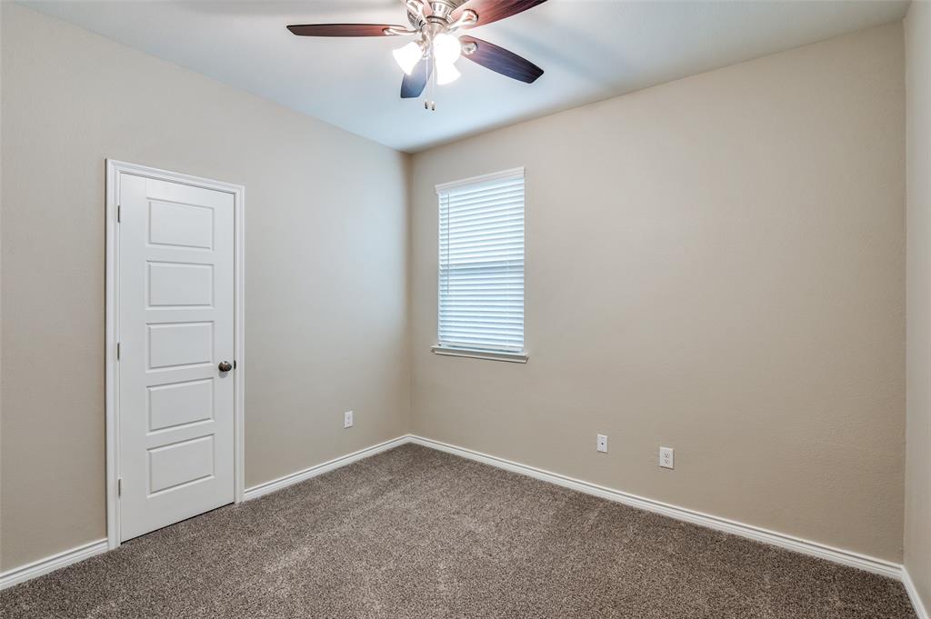 1529 Bennington Lane Property Photo 17