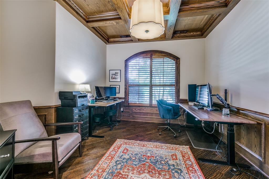 6363 Vanderbilt Avenue Property Photo 11
