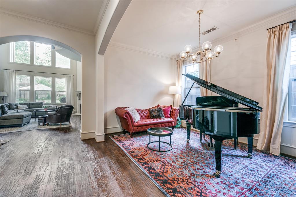 6363 Vanderbilt Avenue Property Photo 13