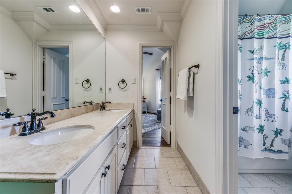 6363 Vanderbilt Avenue Property Photo 22