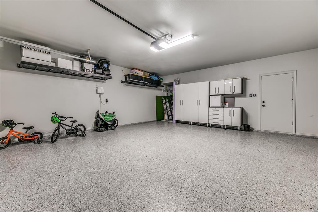 6363 Vanderbilt Avenue Property Photo 32