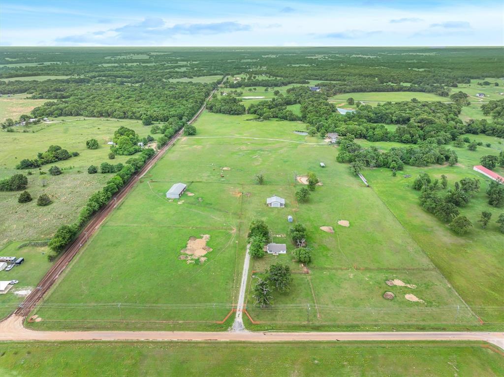 10266 County Road 1200 Property Photo 28