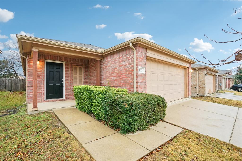 9120 Sun Haven Way Property Photo 2