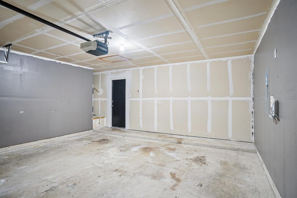 9120 Sun Haven Way Property Photo 32