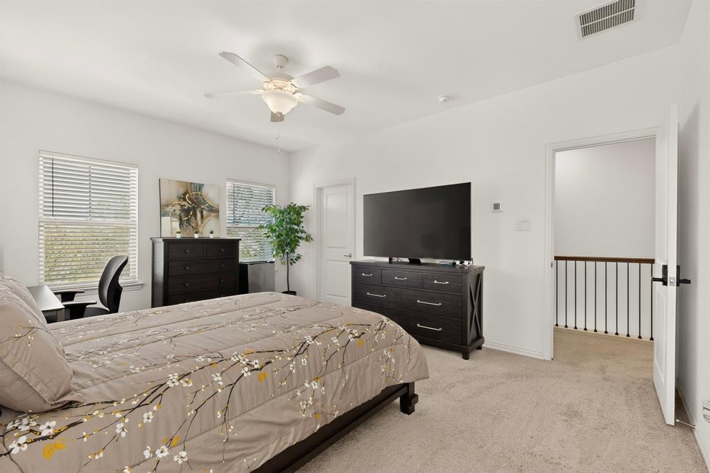 7539 Edgeware Road Property Photo 13