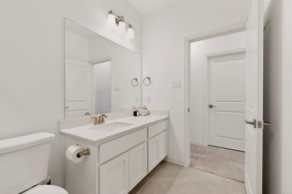 7539 Edgeware Road Property Photo 15