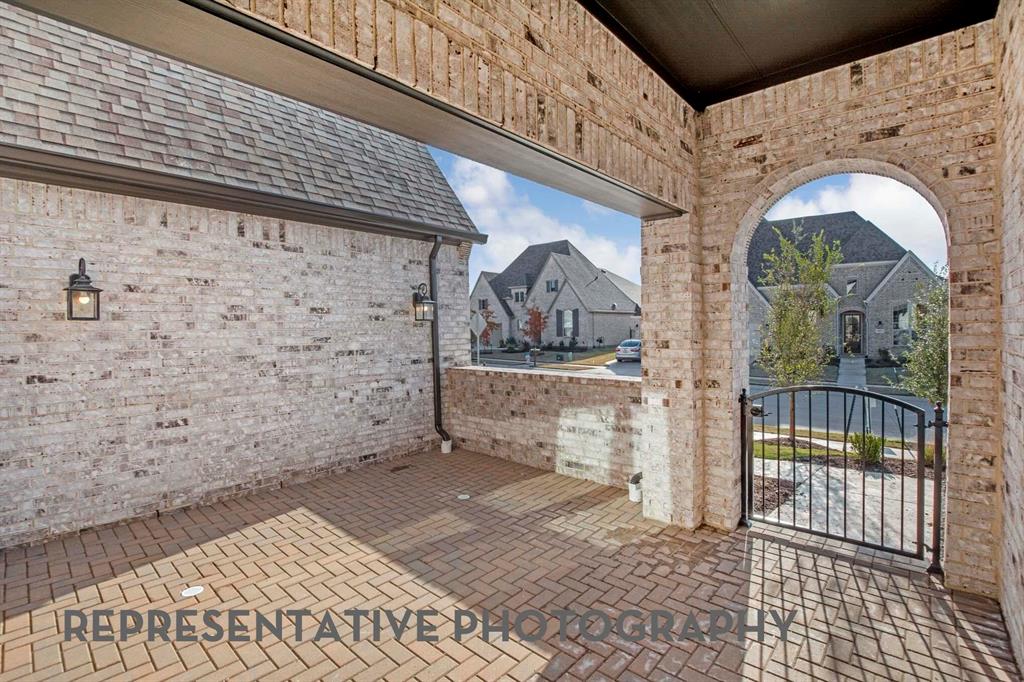 2612 Candy Ride Drive Property Photo 7