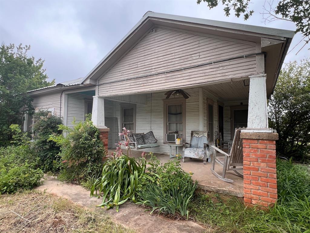 101 E Commerce Street Property Photo 2