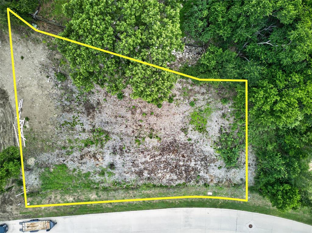 738 Sterling Drive Property Photo 5